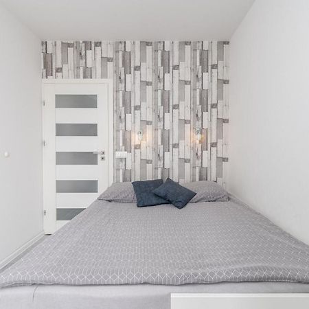 Chill Apartment - Ludwika Rydygiera Краков Экстерьер фото